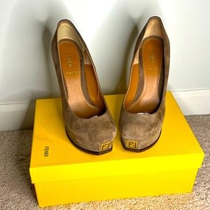 FENDI camel suede pumps